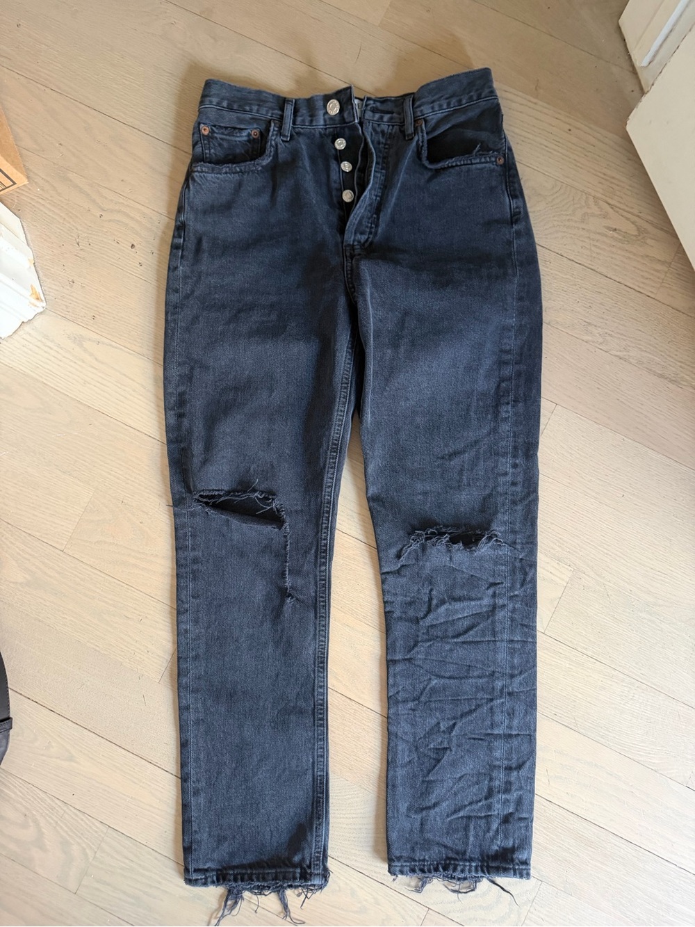 Agolde Women's Straight Leg Jeans in Washed Black with Knee Rips